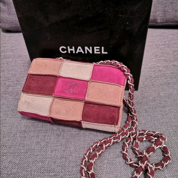 Chanel - Picture 5 of 12